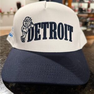 Rare 2023 Kiwiclo x Lions David Montgomery Snapback Cap + Penei Sewell Card